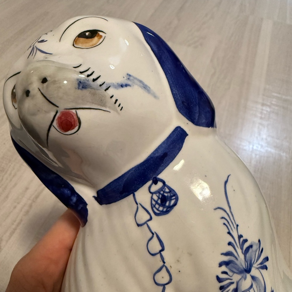 Vintage Pair of Ceramic Portugal Dog Statue White & Cobalt Blue Hand Painted - Picture 4 of 6